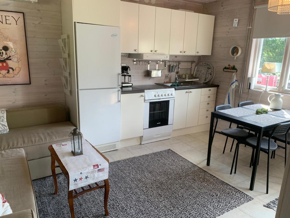 Egen Gaststuga Med Sjoutsikt Villa Mansarp ภายนอก รูปภาพ